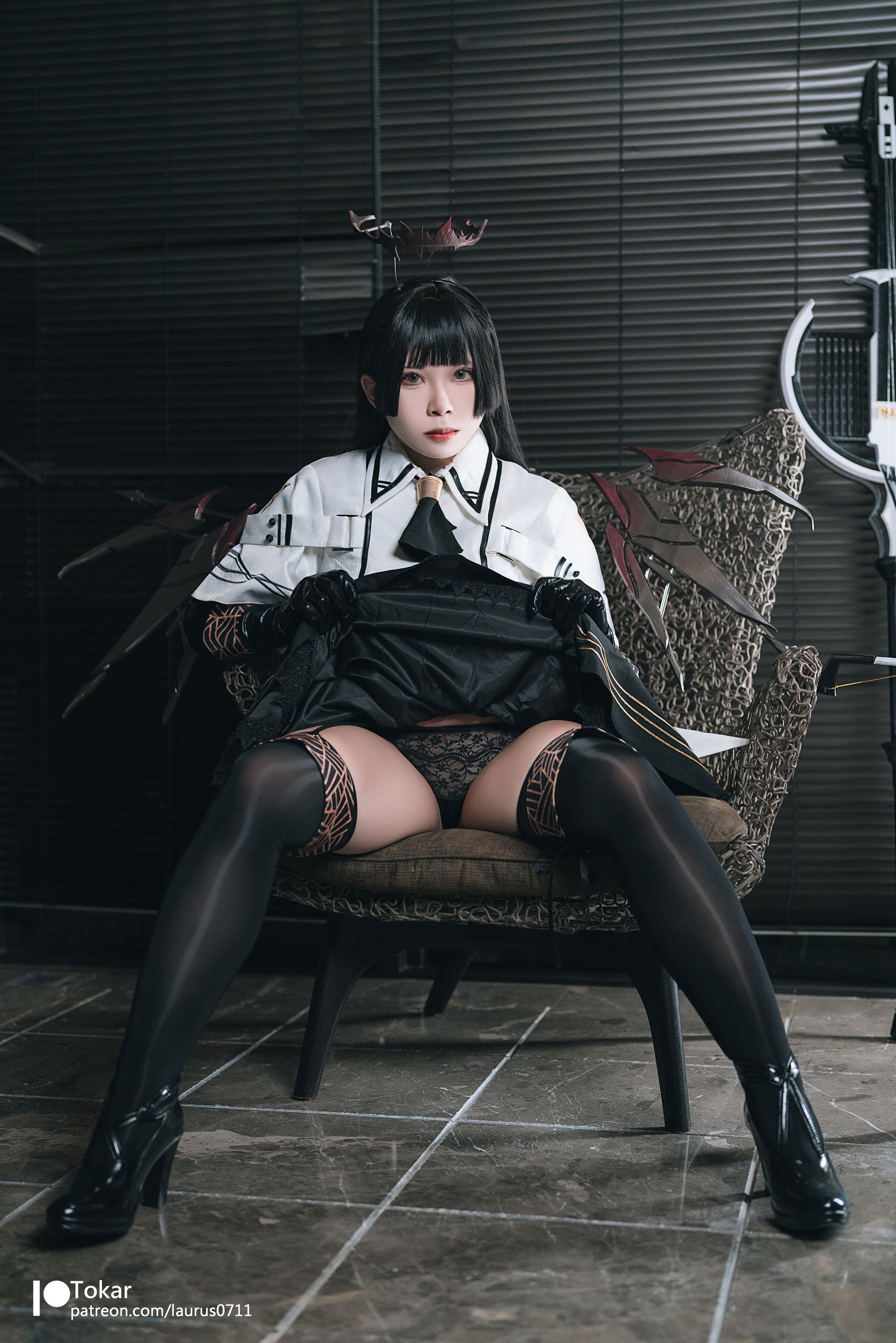 06