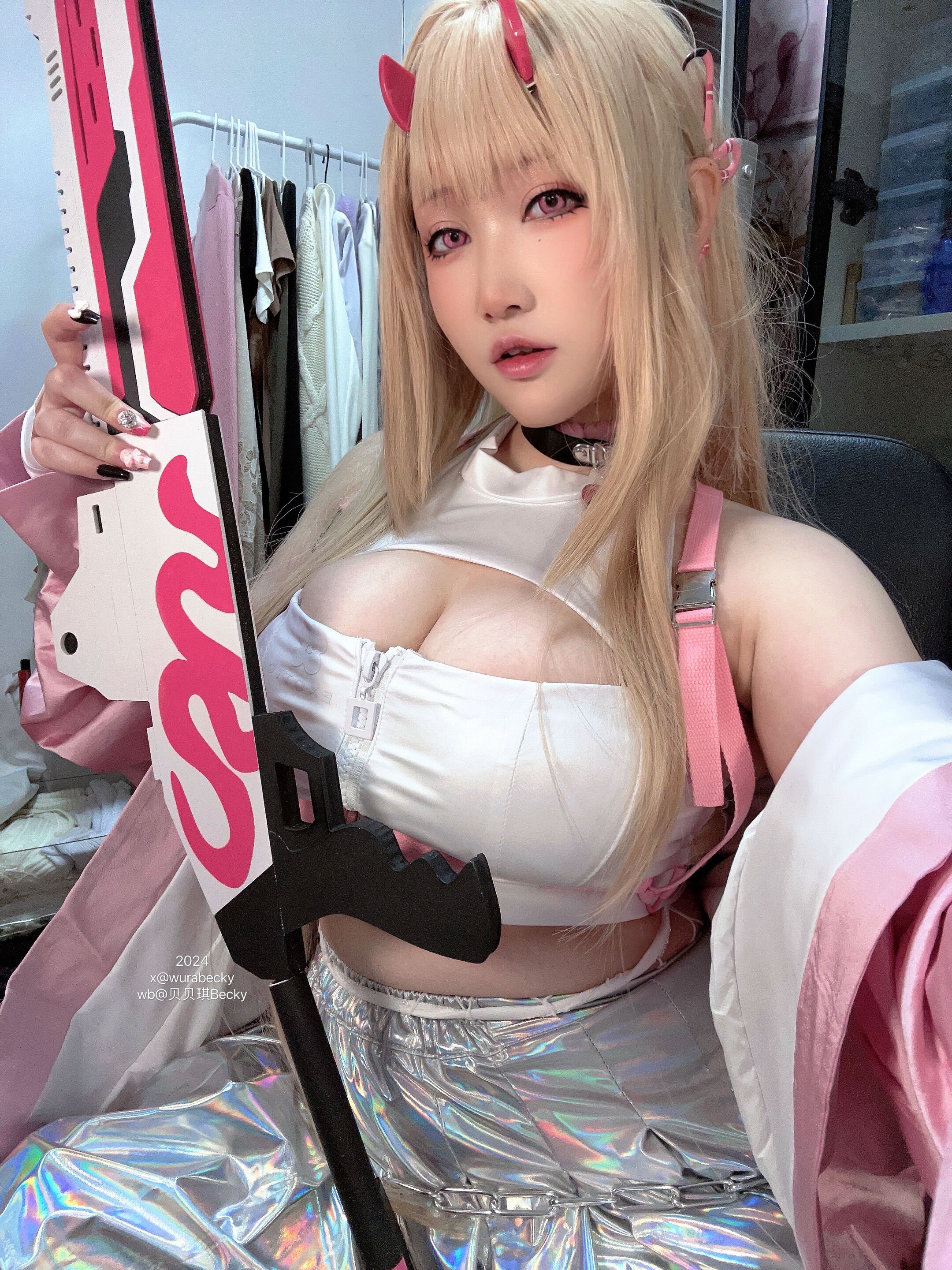 01