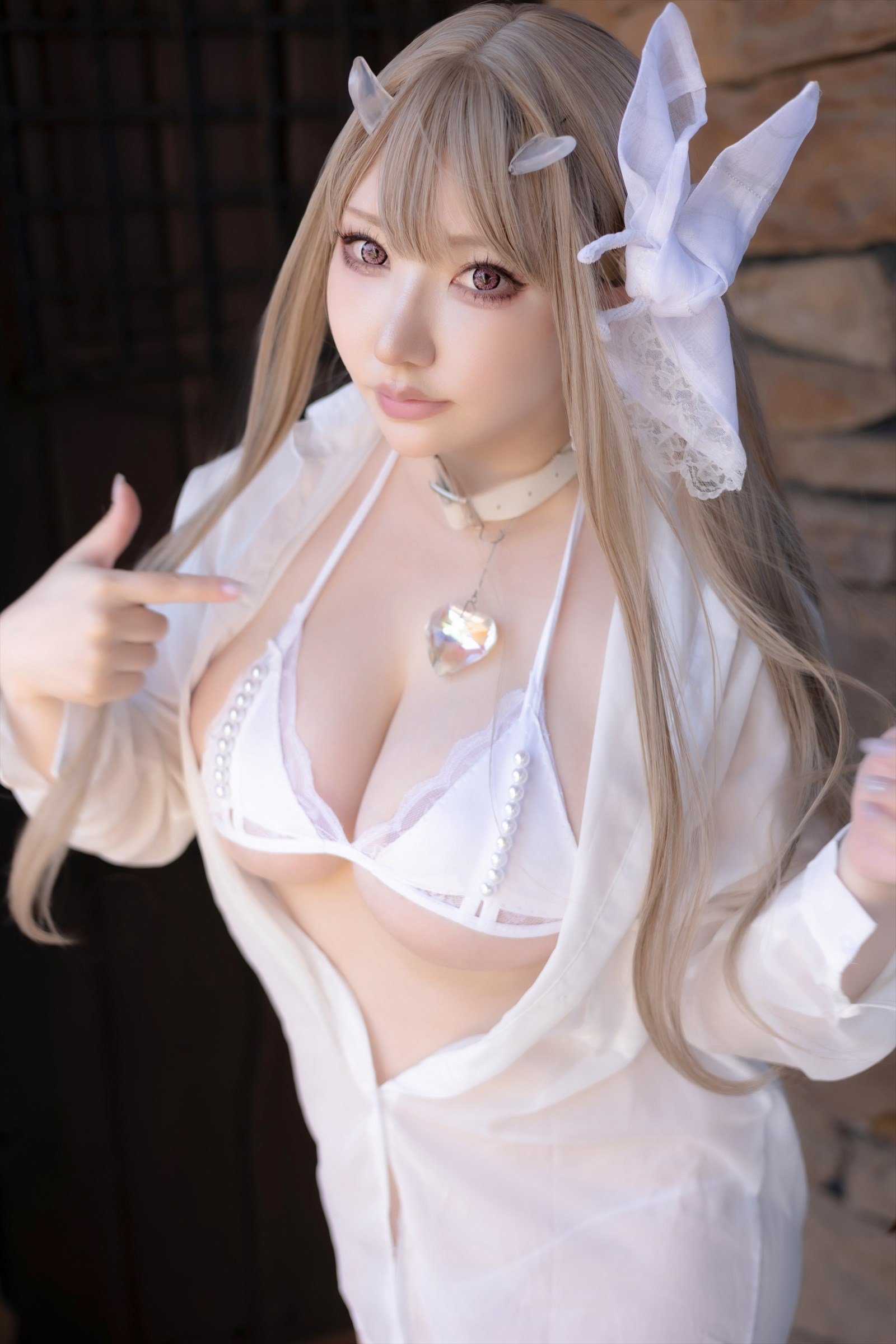 003