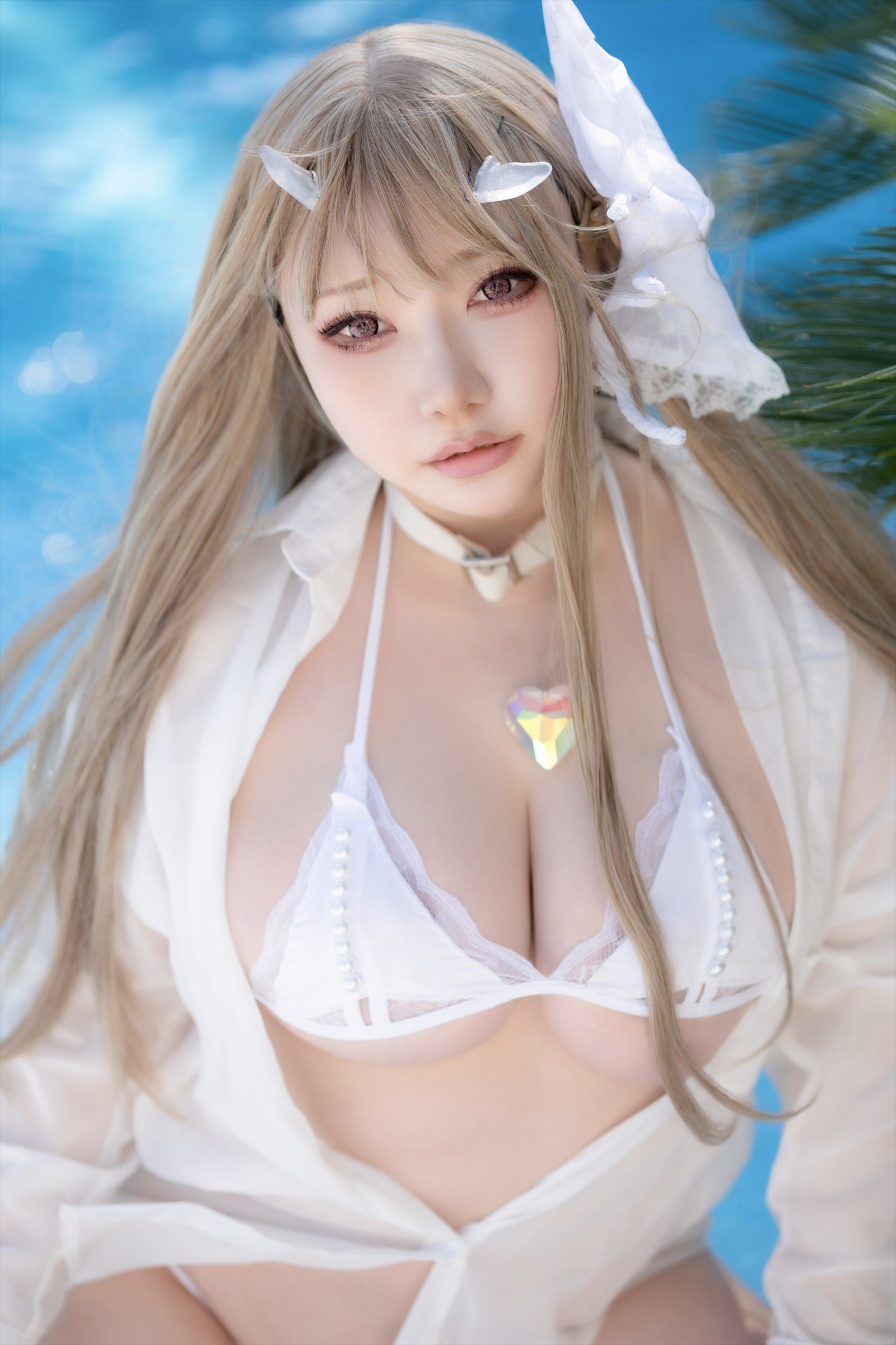 045
