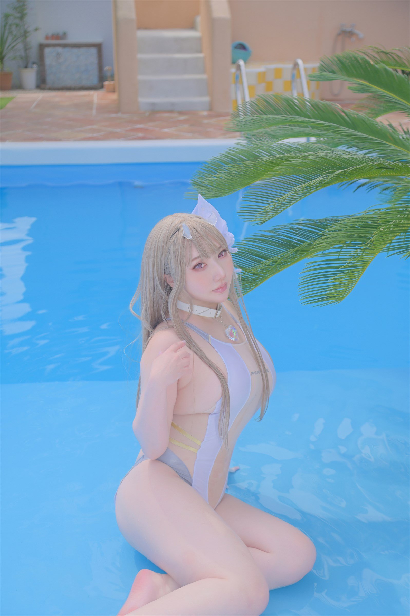 305